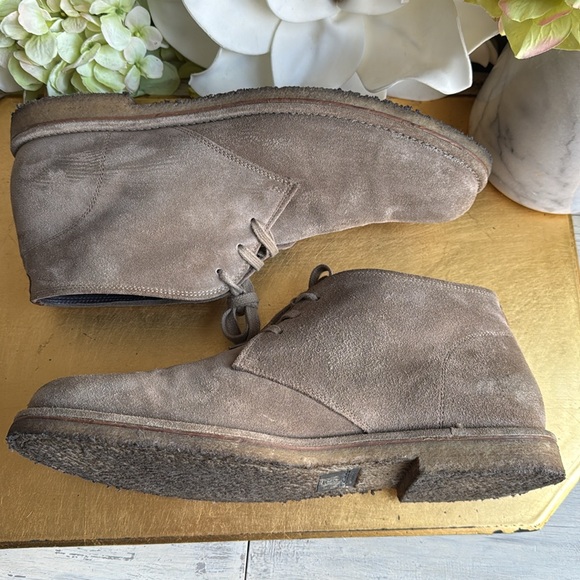 Allen Edmonds Montauk Chukka Boot in Natural Suede